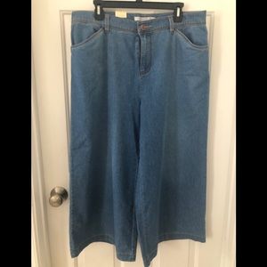Bill blasts size 14 cotton blend bell bottom jeans